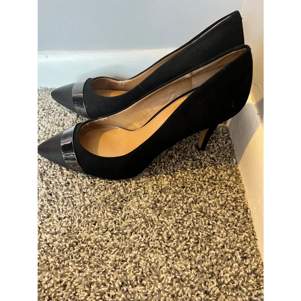 BANANA republic suede‎ pumps